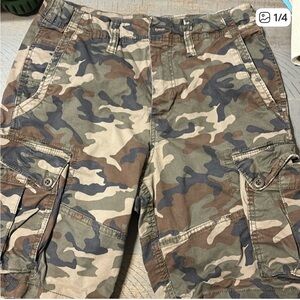 American Eagle Outfitters Camouflage Cargo Shorts